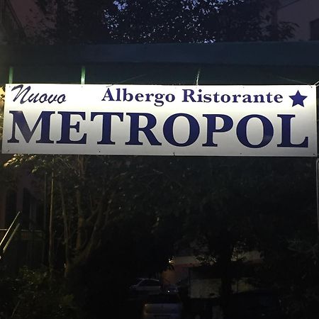 Hotel Nuovo Metropol Albissola Marina Bagian luar foto